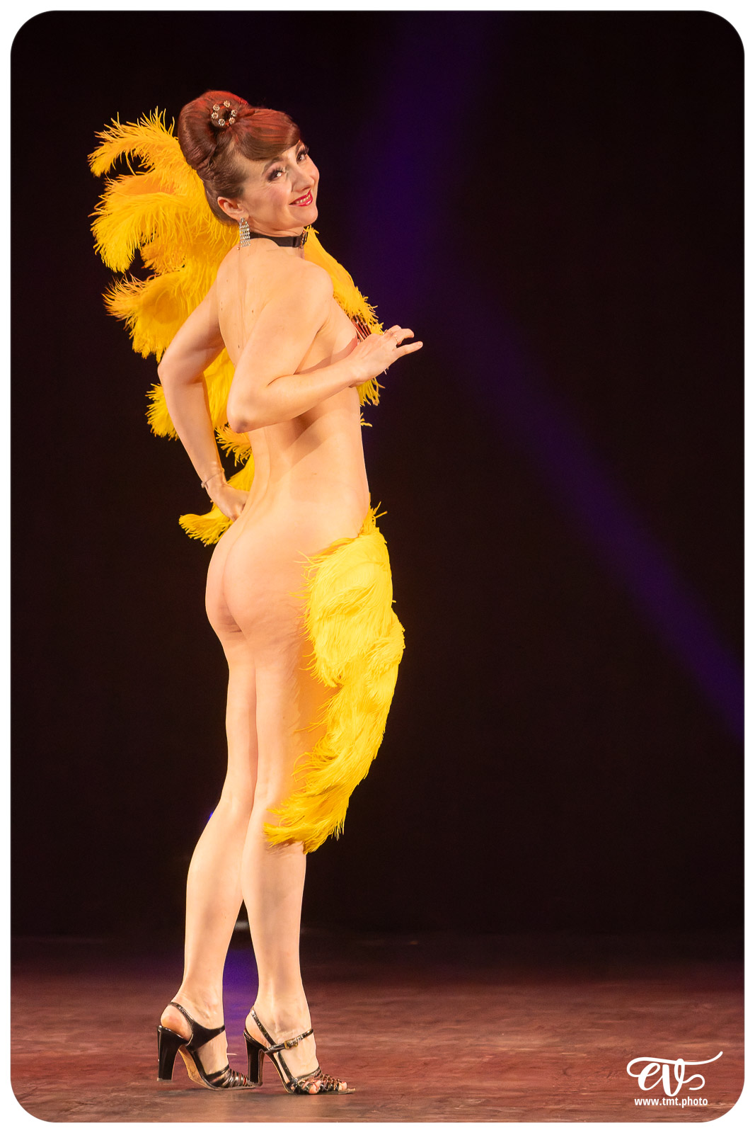 CABARET CANAILLE (LE BURLESQUE KLUB)